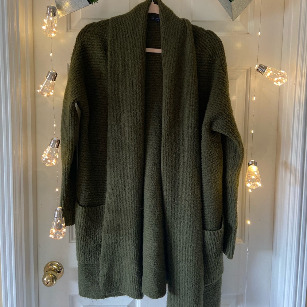 American Eagle Sweater